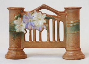 Picture of Roseville Cosmos double bud vase