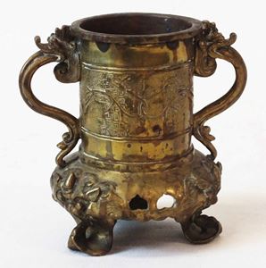 Picture of Early Chinese bronze vase